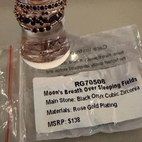 ✨ Bomb Party Delicates 2025 “Moon’s Breath Over Sleeping Fields” Ring ✨ - Picture 2 of 5